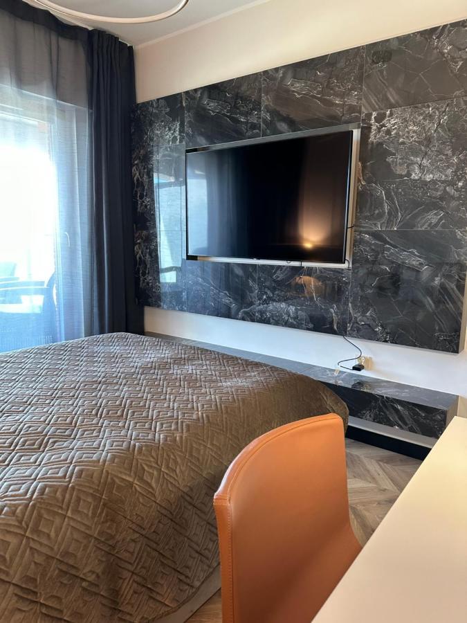Eak Apartments-Nadmotlawie กดัญสก์ ภายนอก รูปภาพ